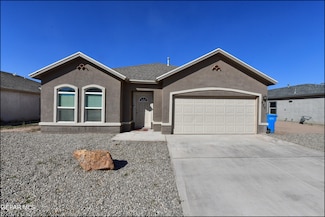 477 Deserts Dr, Socorro, TX 79927