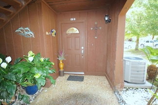131 Molokai Village Unit G, Diamondhead, MS 39525