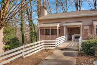 293 Quail Run, Roswell, GA 30076