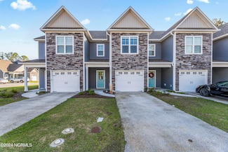 209 N Stingray Ln, Sneads Ferry, NC 28460