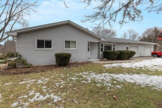 6917 Pats Cir, Rockford, IL 61102