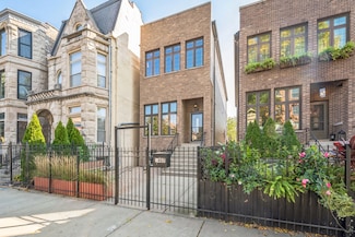 3407 S Calumet Ave, Chicago, IL 60616