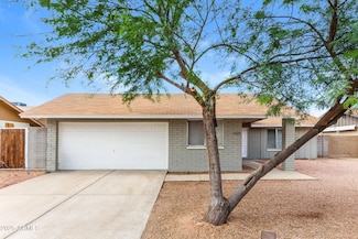 5533 W Sunnyside Dr, Glendale, AZ 85304