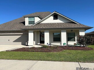 911 Gentle Wind Dr, Baton Rouge, LA 70820