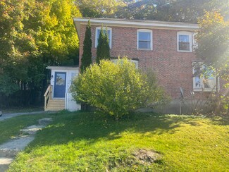 33 Meadow Way, Bath, ME 04530