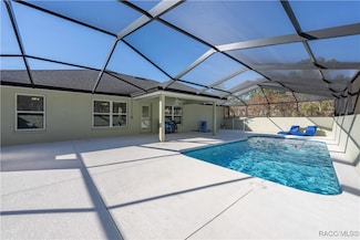 32 Whitewood St, Homosassa, FL 34446