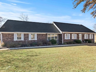 880 County Road 299, Trinity, AL 35673