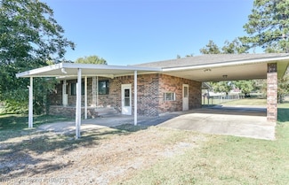 405 W Ray Fine Blvd, Roland, OK 74954