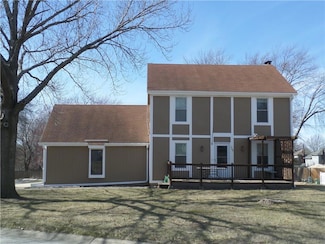 138 E Nelson Cir, Olathe, KS 66061