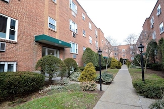 53 Colborne Rd Unit B1, Brighton, MA 02135