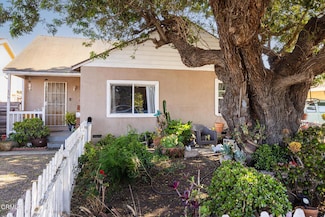 206 E Date St, Oxnard, CA 93033