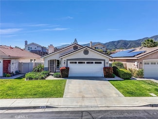 976 Miraflores Dr, Corona, CA 92882