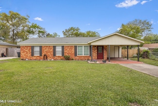 104 Carlos Ct, Bay Saint Louis, MS 39520