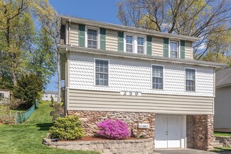 259 Harkness Ave, Springfield, MA 01118