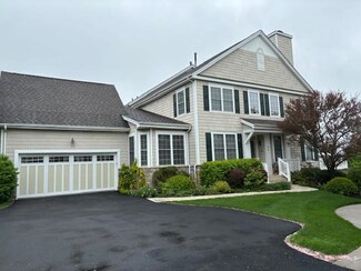 30 Turnberry Ct, Monroe, NY 10950
