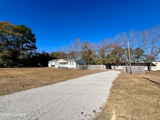 1942 N Carolina 33, Chocowinity, NC 27817