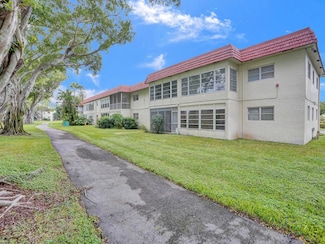 19 Abbey Ln Unit 2030, Delray Beach, FL 33446
