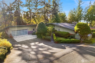 7469 174th St SW, Edmonds, WA 98026