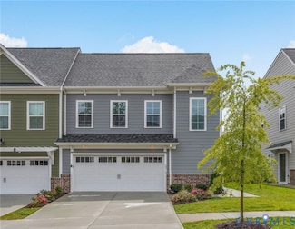 13713 Randolph Pond Ln, Midlothian, VA 23114