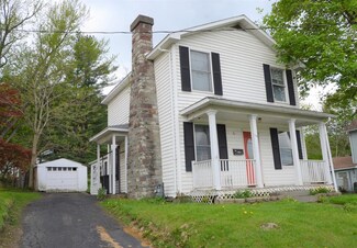 114 Charles St, Towanda, PA 18848