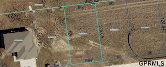 19942 Weir St, Omaha, NE 68135