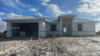 180 Plantation Dr, Labelle, FL 33935