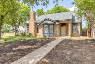 861 Valleybrooke Dr, Arlington, TX 76001