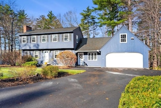 476 Elgin Ave, Manchester, NH 03104
