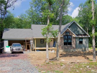 171 Piney Woods Dr, Jim Thorpe, PA 18229