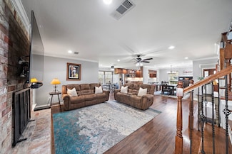 19210 Lockridge Dr, Spring, TX 77373