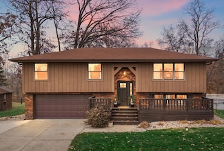 7552 W 82nd Ct, Crown Point, IN 46307