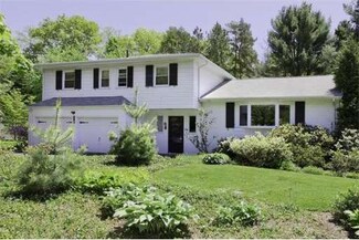 17 Grace Rd, Newton Center, MA 02459