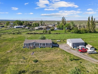 3010 Flint Cir, Shepherd, MT 59079