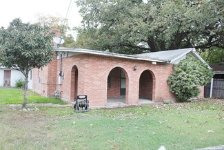 2815 Roselawn Rd, San Antonio, TX 78226