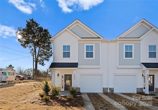 8603 Mcclure Cir, Charlotte, NC 28216