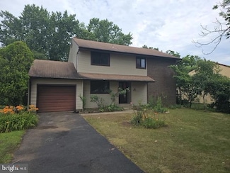 322 Twin Rivers Dr N, East Windsor, NJ 08520