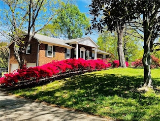 6223 Blue Bonnet Ln, Winston Salem, NC 27103