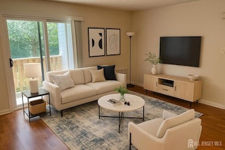 911 Ravens Crest Dr Unit 911, Plainsboro, NJ 08536