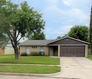 17615 Wild Willow Ln, Houston, TX 77084