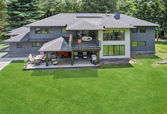 41 Sand Hill Ln, Florida, NY 10921