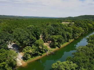 000 Old River Rd, Pangburn, AR 72121