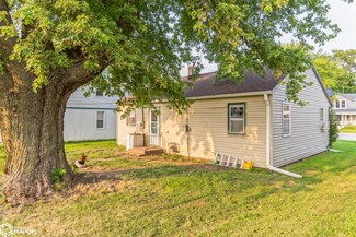 209 N Main St, Lenox, IA 50851