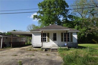 310 Mulkern St, Jennings, LA 70546