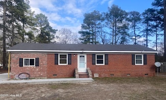 19261 Salley McNair Rd, Laurinburg, NC 28352