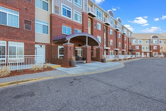 649 Old Highway 8 NW Unit 245, New Brighton, MN 55112