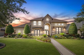 10115 Llano River Ln, Cypress, TX 77433