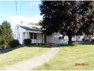 2646 Eldersville Rd, Follansbee, WV 26037