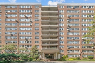 4525 Henry Hudson Pkwy Unit 609, Bronx, NY 10471