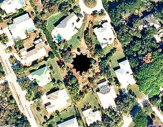 2142 SE Bay Harbour Ct, Stuart, FL 34996