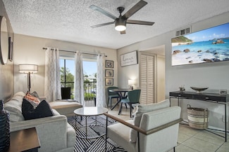 1544 SE Royal Green Cir Unit 201, Port Saint Lucie, FL 34952